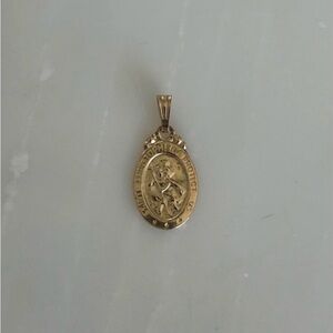10k Gold Pendant Necklace